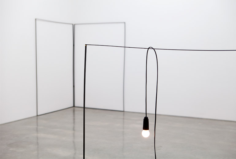 Christopher Hanrahan: "Oe" 2014, installation view. Image: www.sarahcottiergallery.com